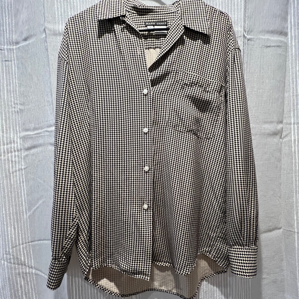 Houndstooth dress shirt